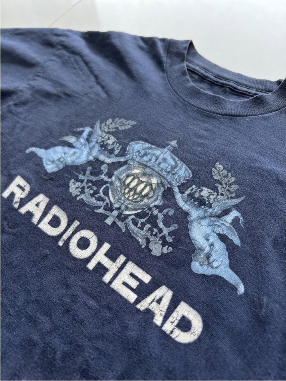 Vintage Navy Blue Radiohead Band Music Graphic T Shirt - Picture 2 of 3